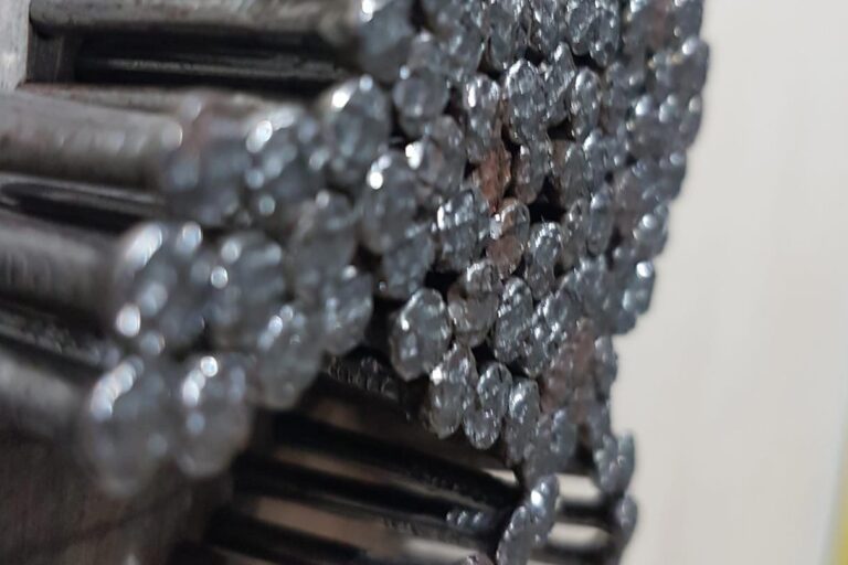 Pregos Bruno Loureiro Facebook